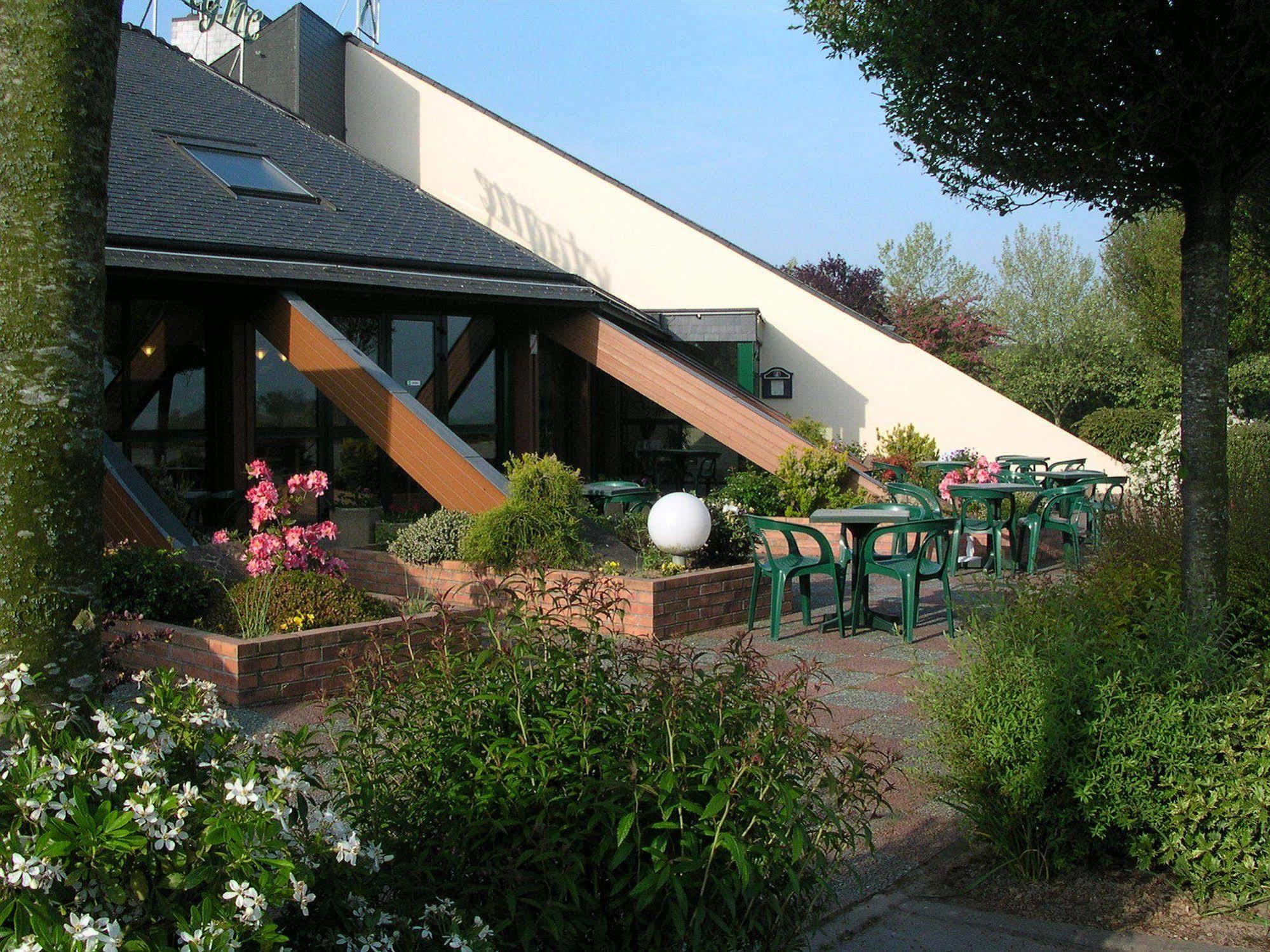 Hotel Le Bretagne Louvigne-de-Bais Екстер'єр фото